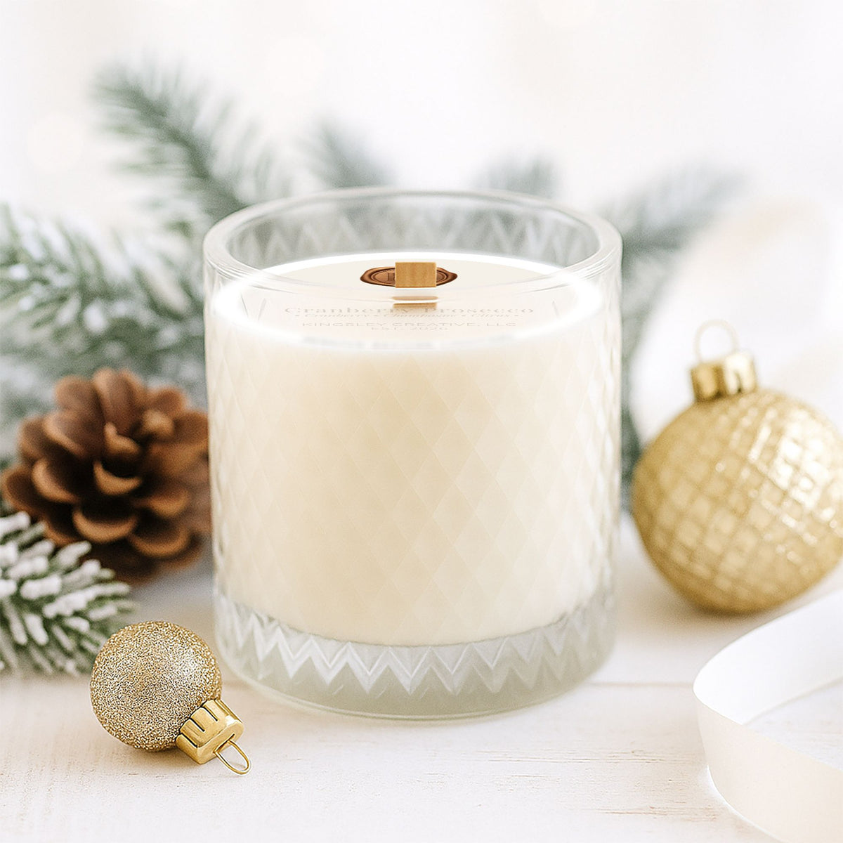 Cranberry Prosecco — 15oz Wood Wick Candle